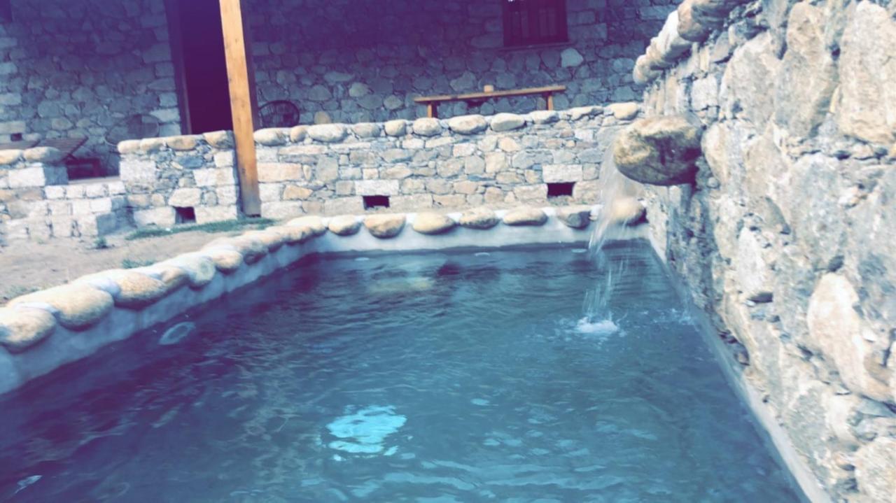 Hostal La Bergerie Du Chene Omessa Exterior foto