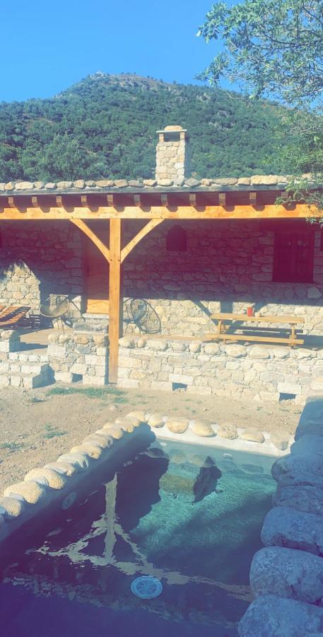 Hostal La Bergerie Du Chene Omessa Exterior foto